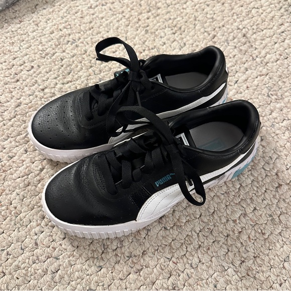 Women's Puma leather sneakers size 7 - Picture 3 of 11